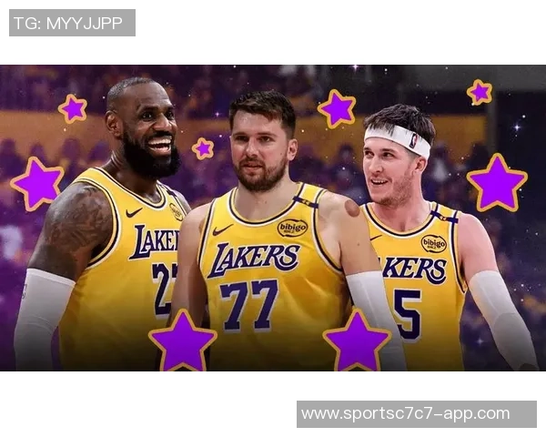 里夫斯谈球队阵容变化频繁称场上组合有时显得奇怪