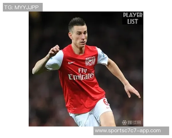 赫拉克勒斯过年狂胜8-2但前10轮防线漏洞百出丢30球