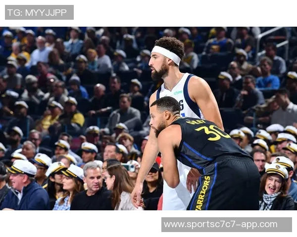 克莱替补首节表现出色5分钟内贡献5分2板1助1断展现冷静实力 克莱替补首节表现出色5分钟内贡献5分2板1助1断展现冷静实力