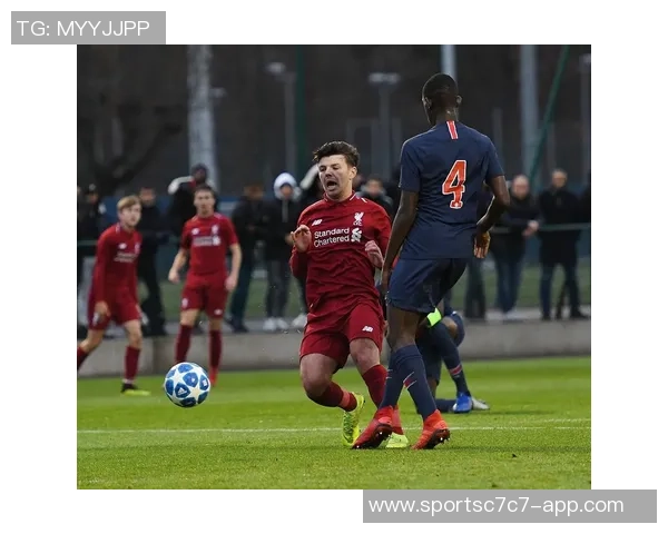 赫拉芬贝赫因脚踝受伤缺席利物浦今日训练状态堪忧 赫拉芬贝赫因脚踝受伤缺席利物浦今日训练状态堪忧